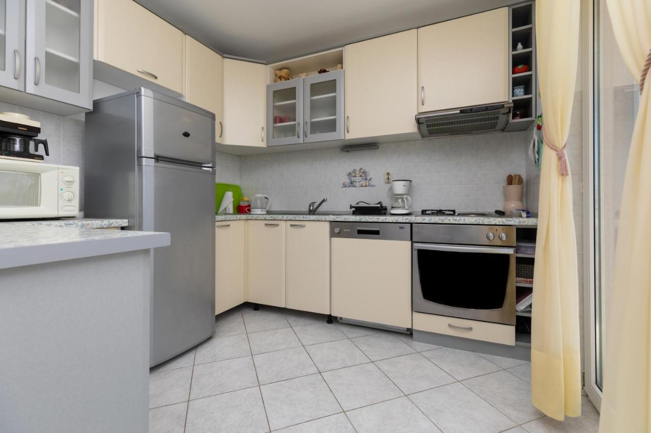 Apartments With A Parking Space Mimice, Omis - 2805 Exterior foto